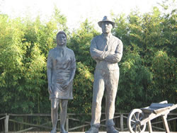 Monumento alle mondine e agli scariolanti a Conselice